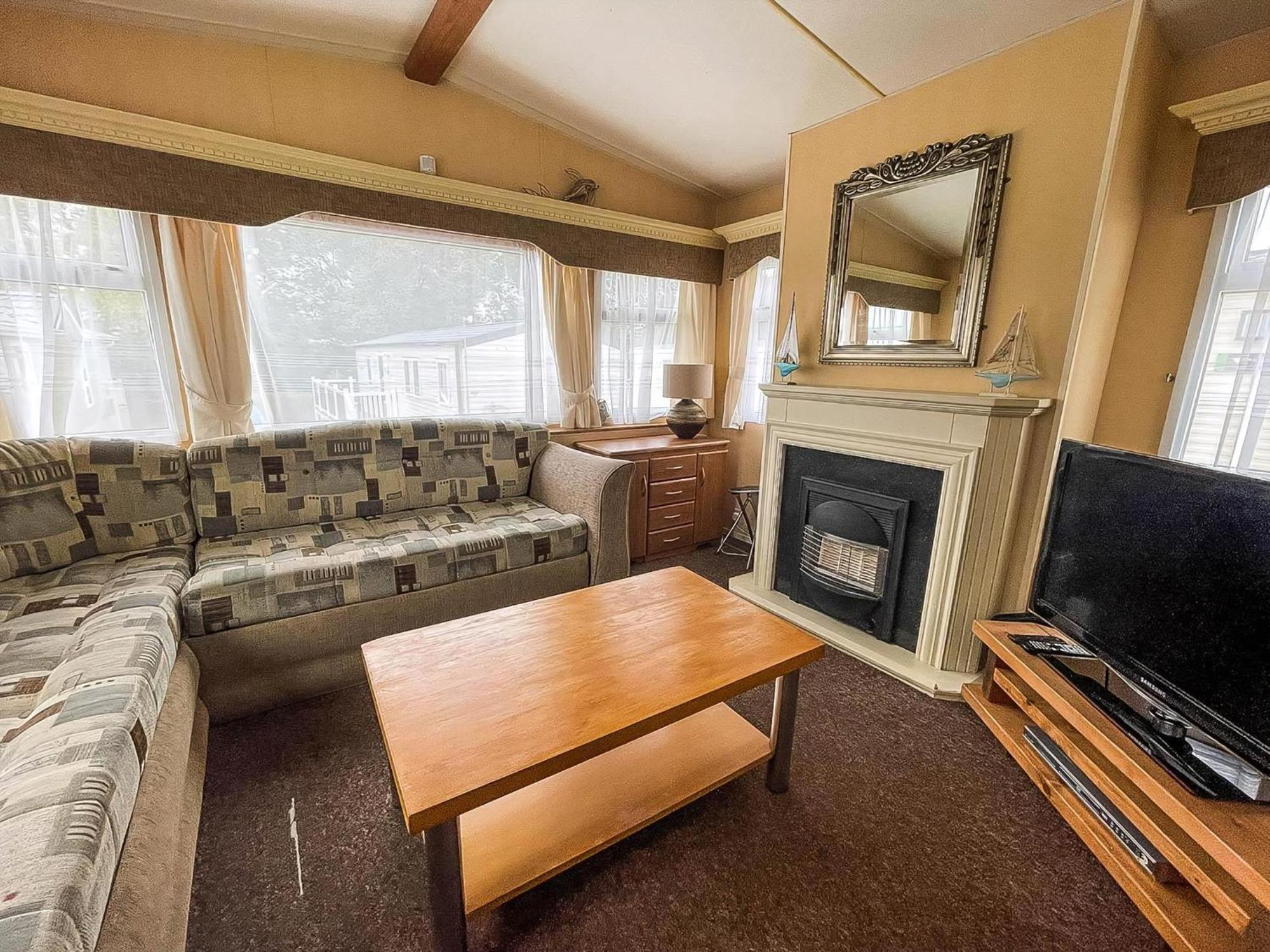 Superb Caravan By The Seaside In Kessingland, Suffolk Ref 90040Sg Benacre Exterior photo